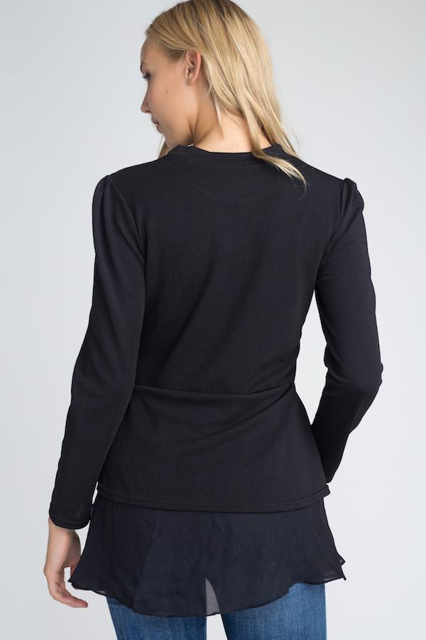 Blusa con volantes y mangas largas para mujer