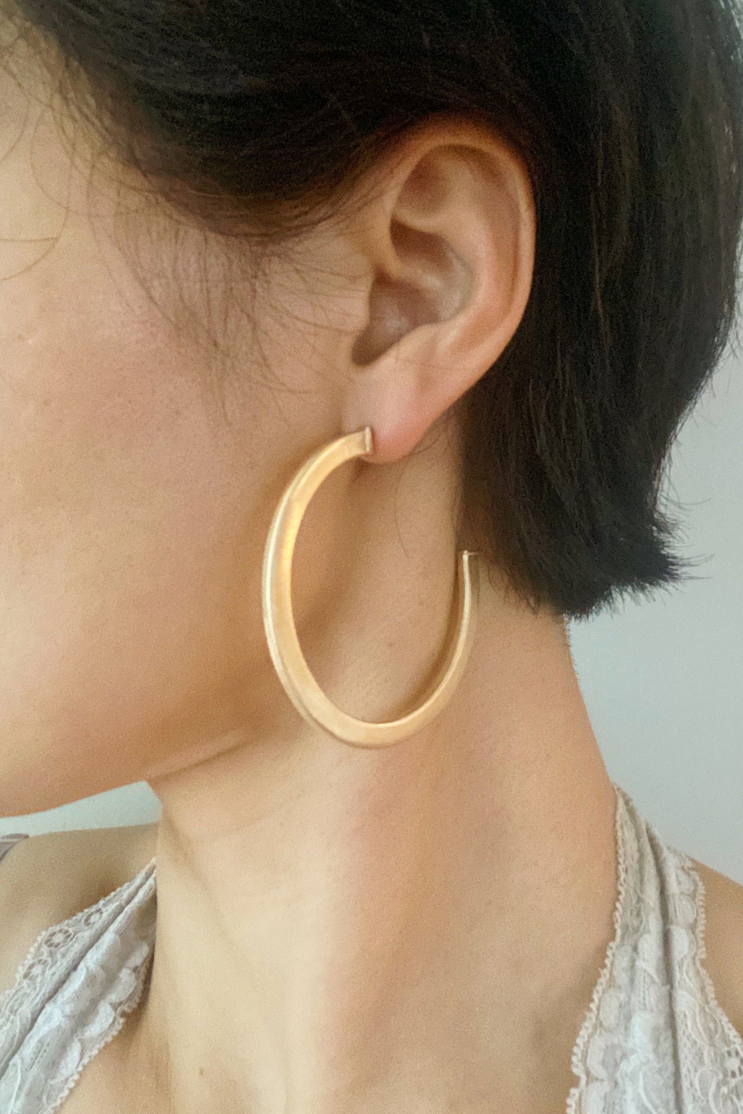 Overall Luxe Round Hoop Earrings