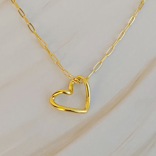 Collar de corazón y cadena