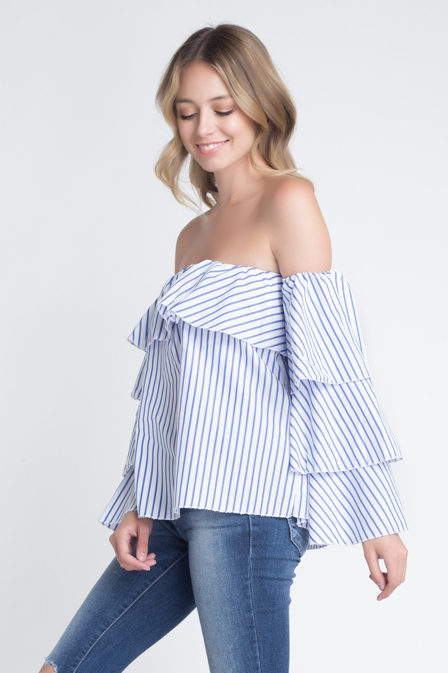 Blusa de manga larga con volantes y rayas con hombros descubiertos para mujer