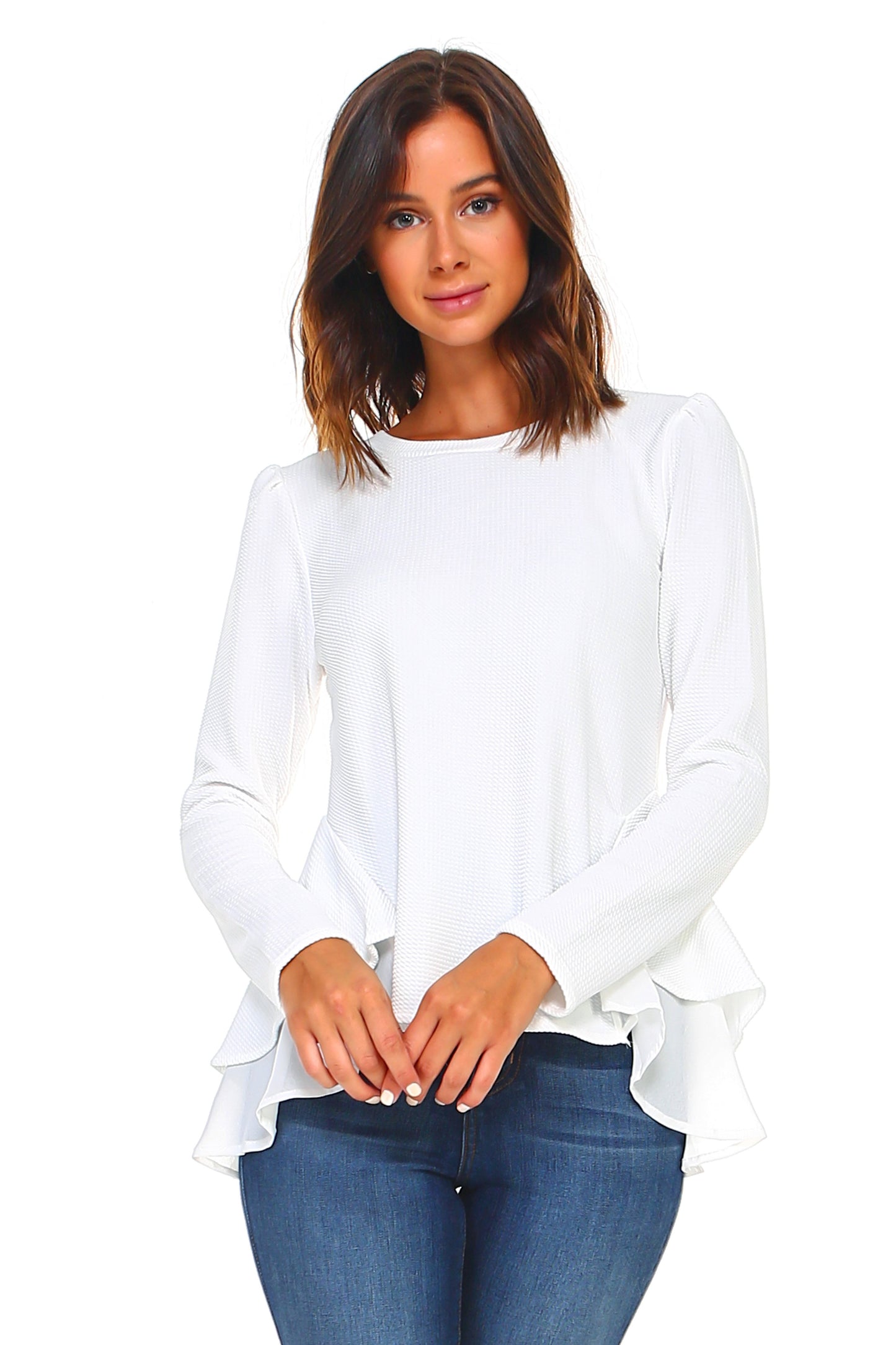 Blusa con volantes y mangas largas para mujer